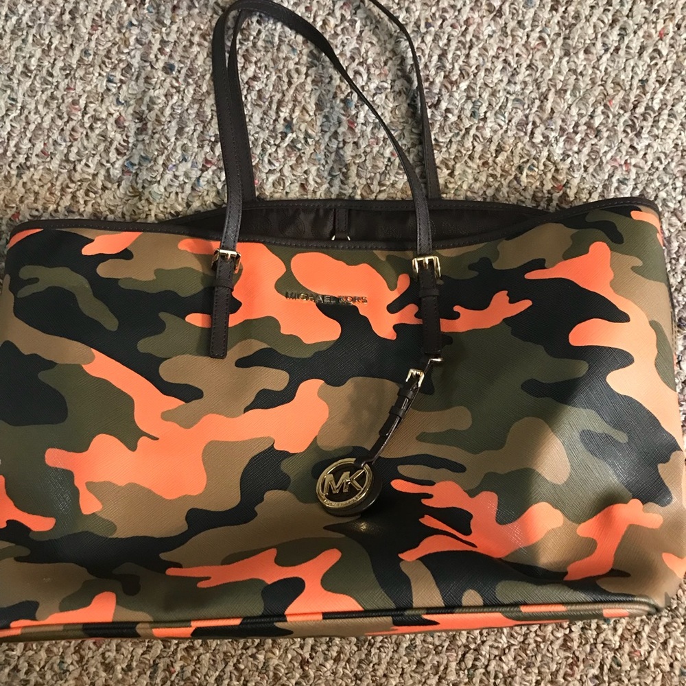 Michael Kors tote
